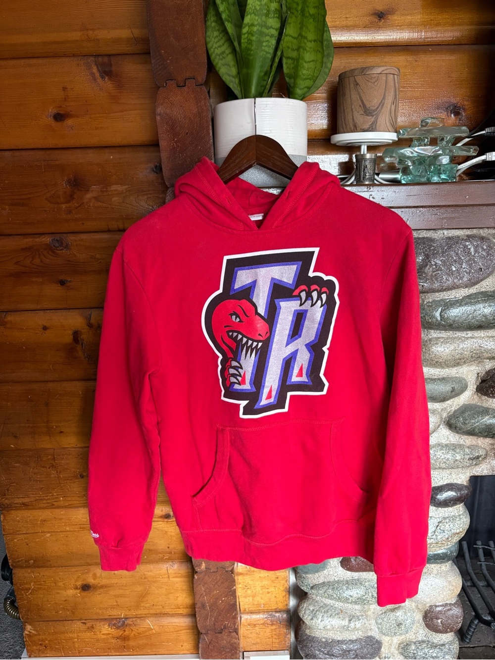 Mitchell & Ness Toronto Raptors Dinosaur Logo Hoodie Men’s M Red